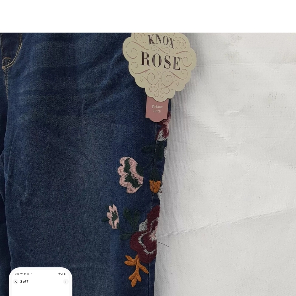 Women's Blue Jeans with Floral Embroidery - Picture 4 of 7